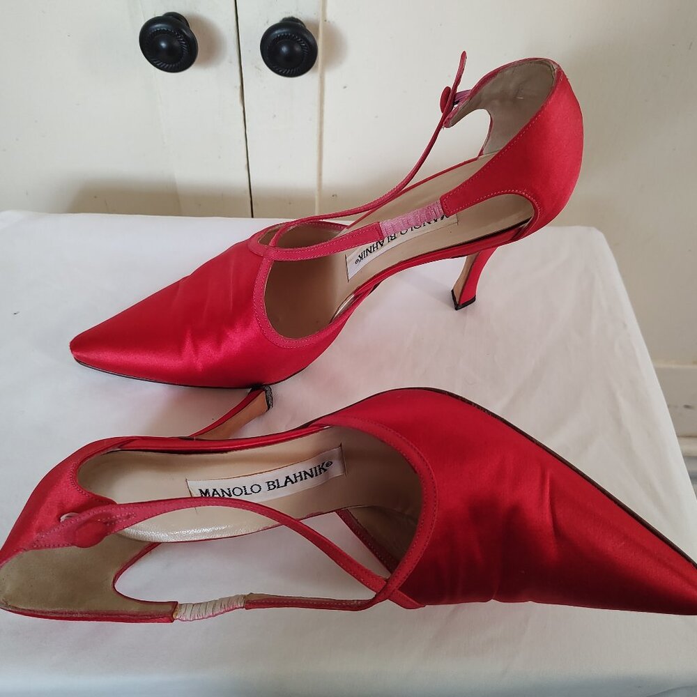 Manolo Blahnik red silk shoes size 9